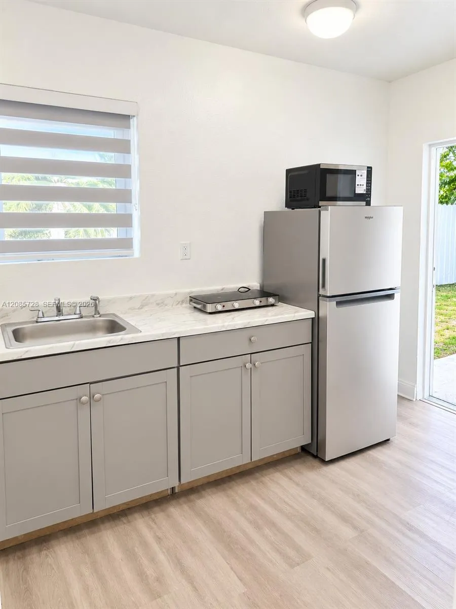 19900 SW 114th Ave Miami, FL 33157