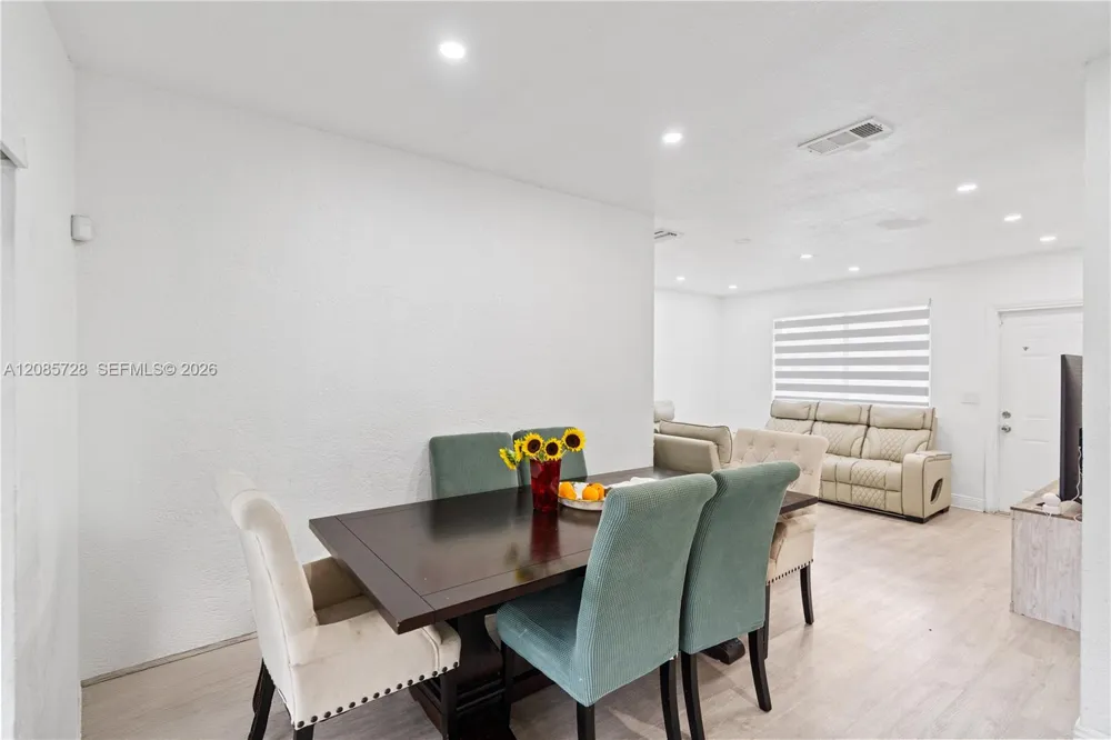 19900 SW 114th Ave Miami, FL 33157
