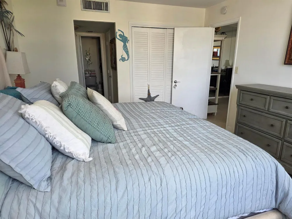 1900 S OCEAN BOULEVARD #15K Lauderdale By The Sea, FL 33062