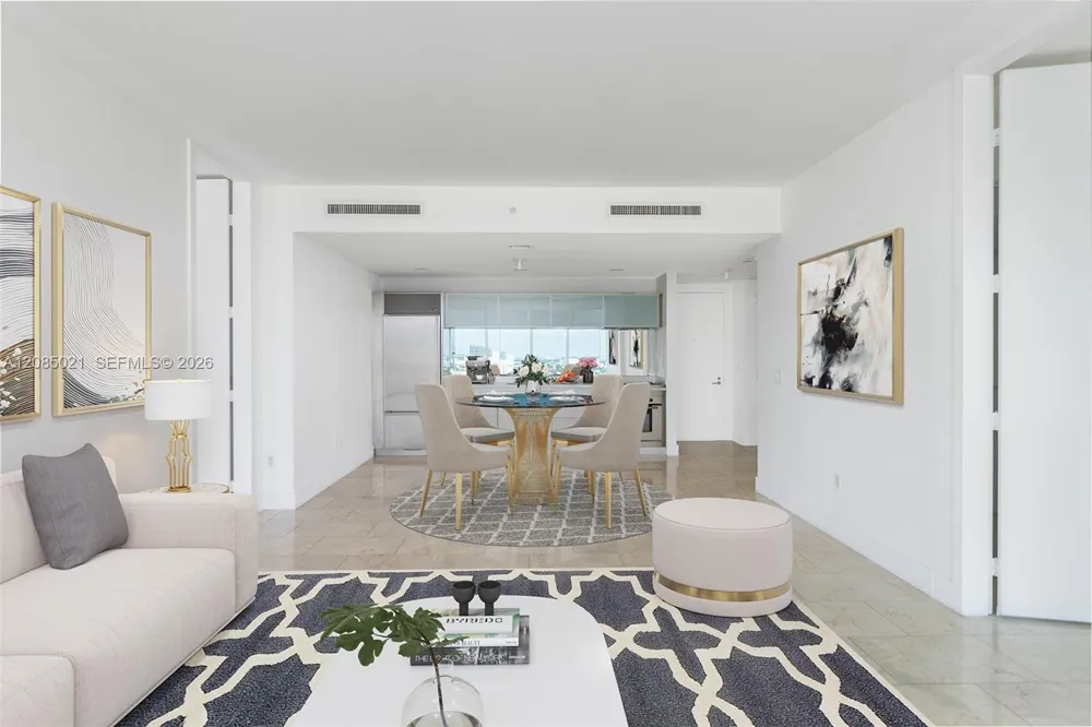1040 Biscayne Blvd #1806 Miami, FL 33132