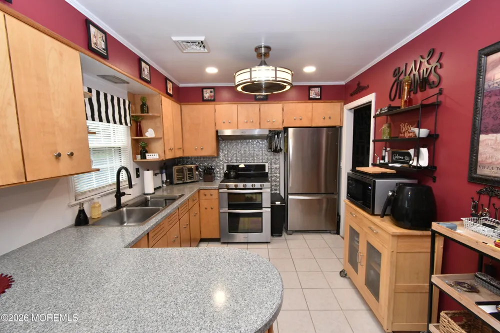 210 West Street Union Beach, NJ 07735