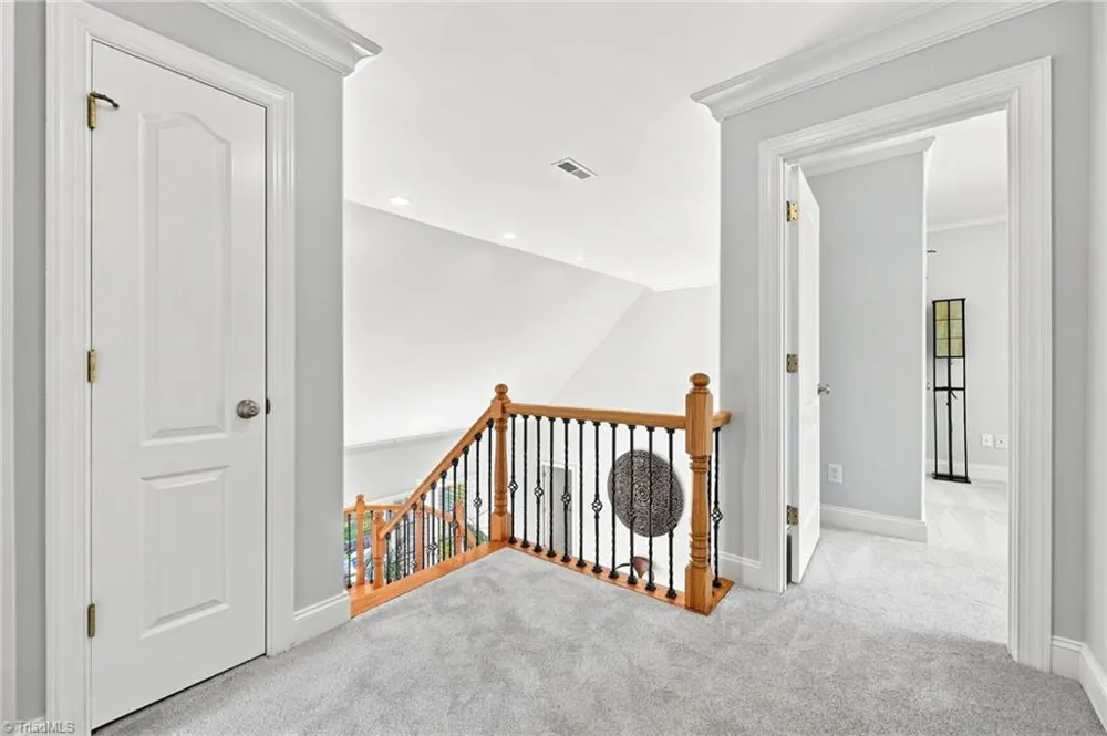 14 Middlefield Court Greensboro, NC 27455