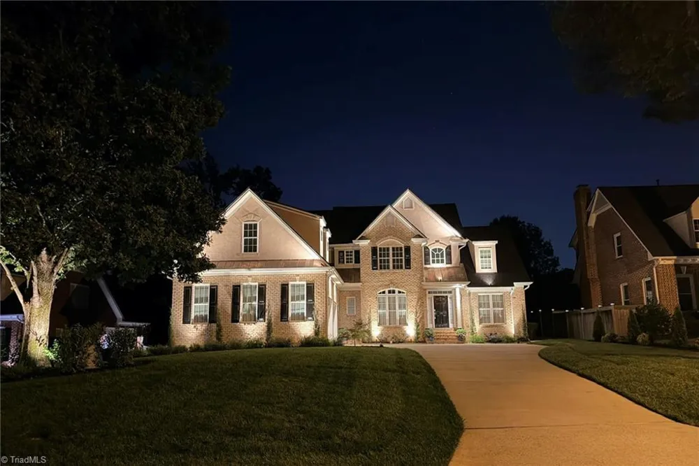 14 Middlefield Court Greensboro, NC 27455