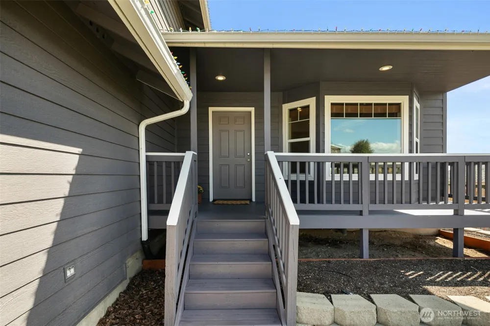 2502 Harvester Loop East Wenatchee, WA 98802