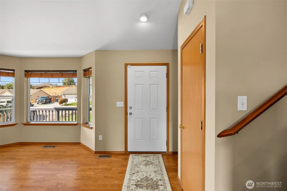 2502 Harvester Loop East Wenatchee, WA 98802