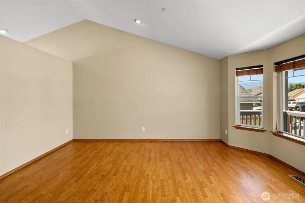 2502 Harvester Loop East Wenatchee, WA 98802