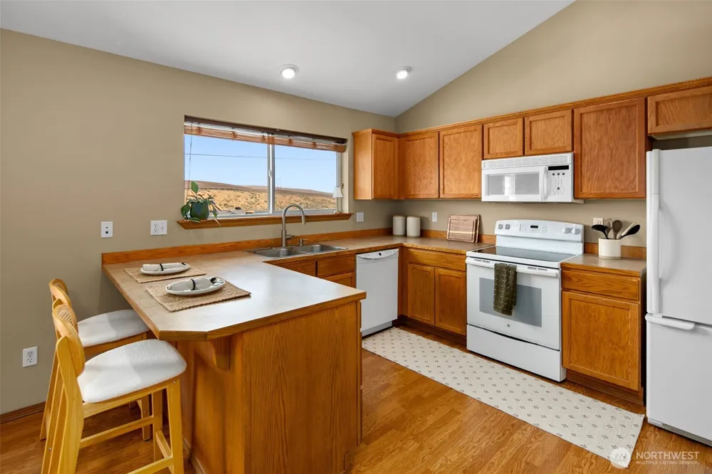 2502 Harvester Loop East Wenatchee, WA 98802