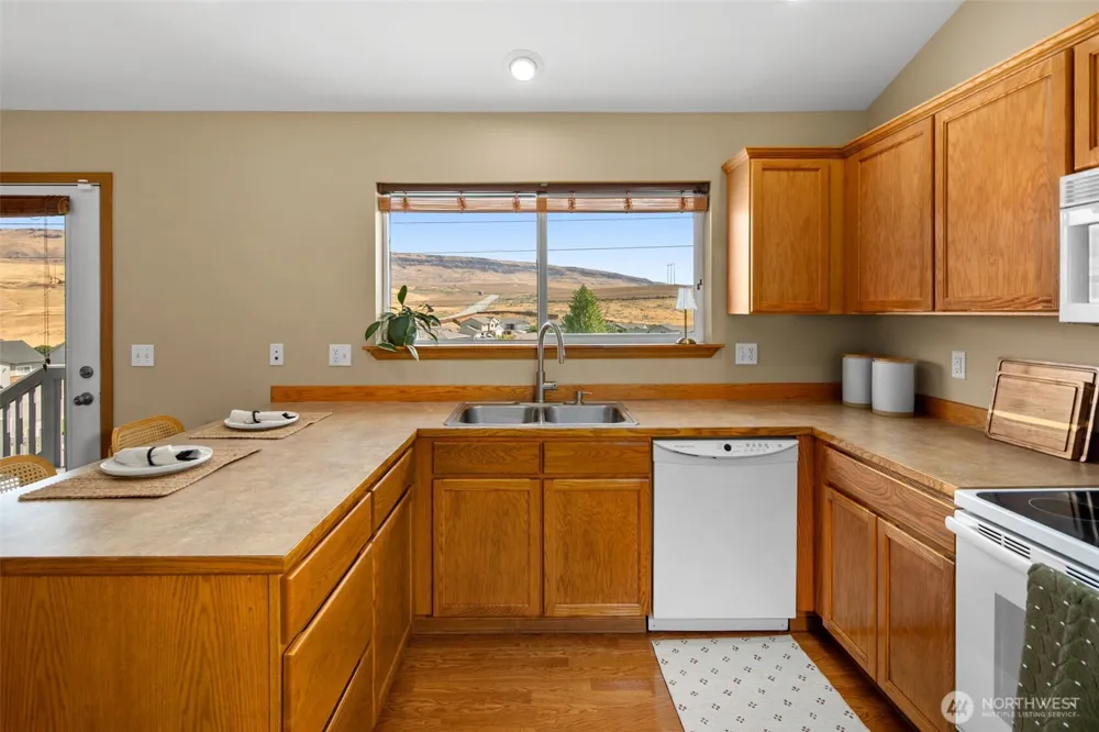 2502 Harvester Loop East Wenatchee, WA 98802