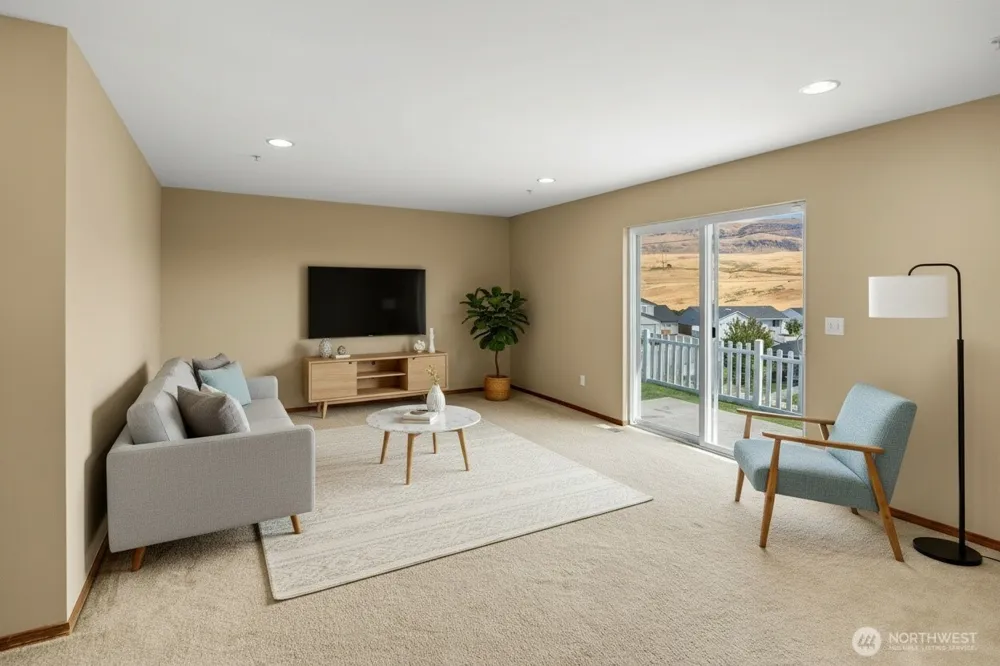 2502 Harvester Loop East Wenatchee, WA 98802