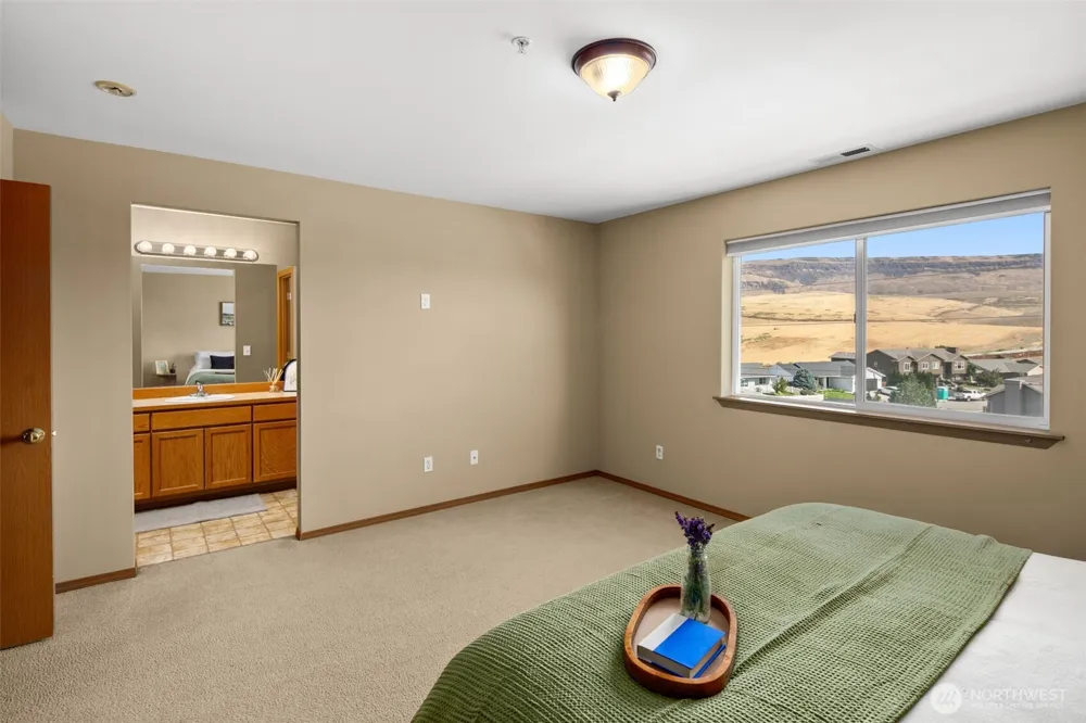 2502 Harvester Loop East Wenatchee, WA 98802