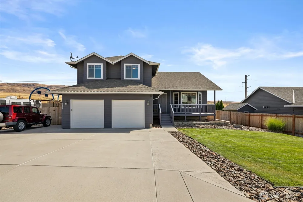 2502 Harvester Loop East Wenatchee, WA 98802
