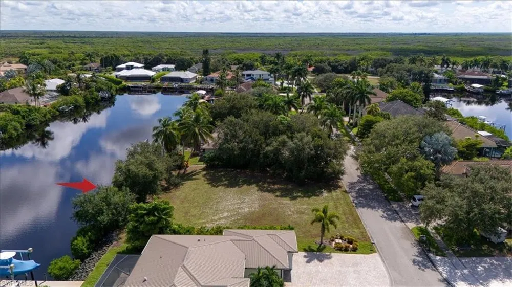 157 Venus Cay Naples, FL 34114