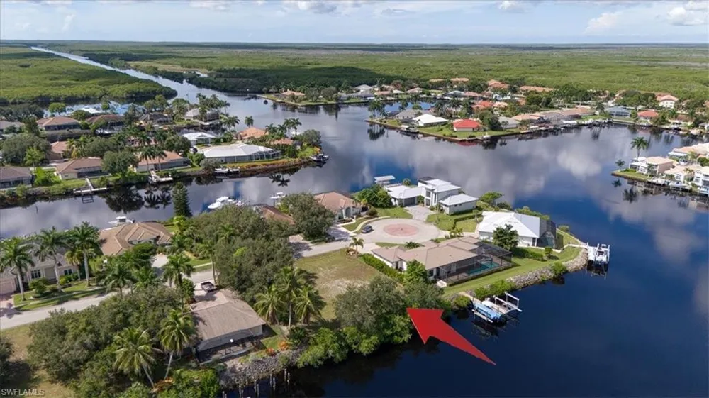 157 Venus Cay Naples, FL 34114