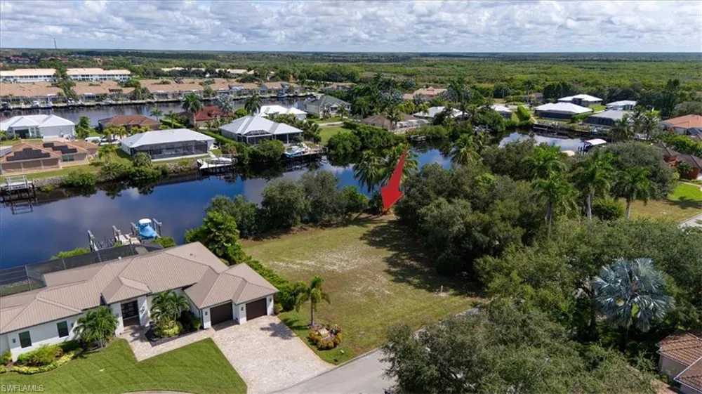 157 Venus Cay Naples, FL 34114