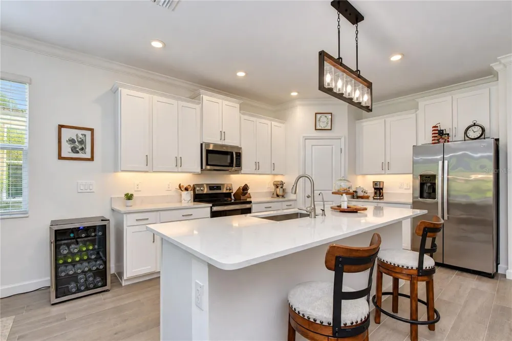 10577 BANYAN BREEZE BOULEVARD Land O Lakes, FL 34638