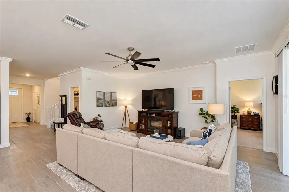 10577 BANYAN BREEZE BOULEVARD Land O Lakes, FL 34638