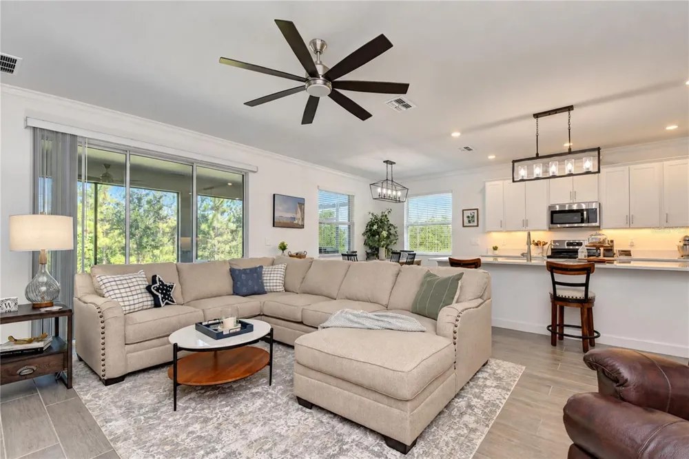 10577 BANYAN BREEZE BOULEVARD Land O Lakes, FL 34638
