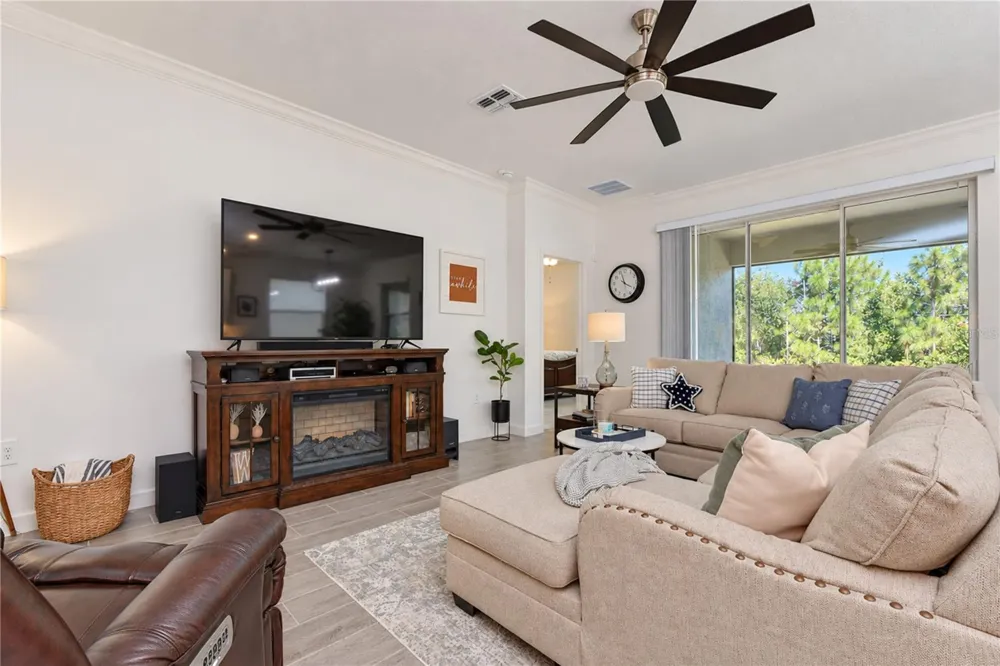 10577 BANYAN BREEZE BOULEVARD Land O Lakes, FL 34638