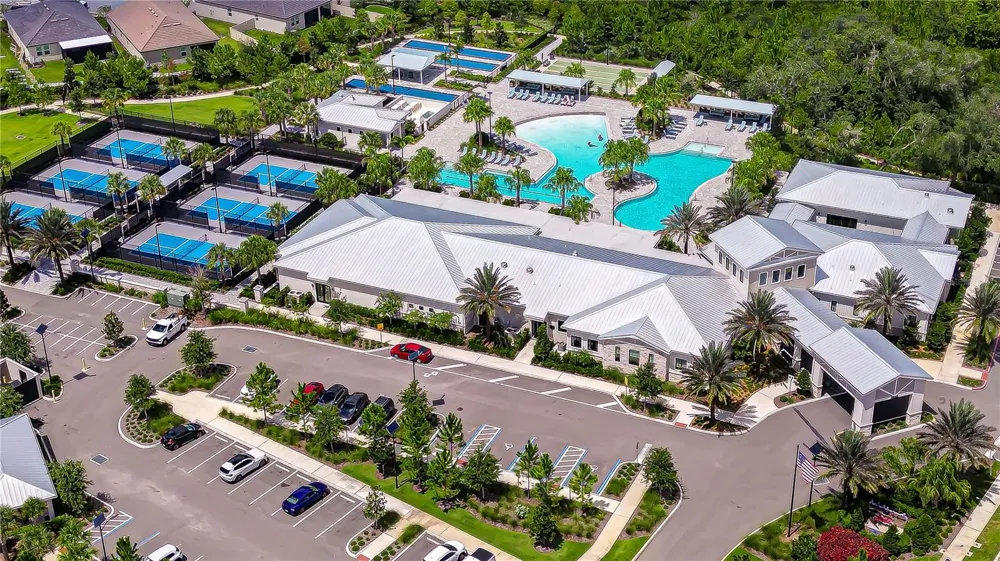 10577 BANYAN BREEZE BOULEVARD Land O Lakes, FL 34638