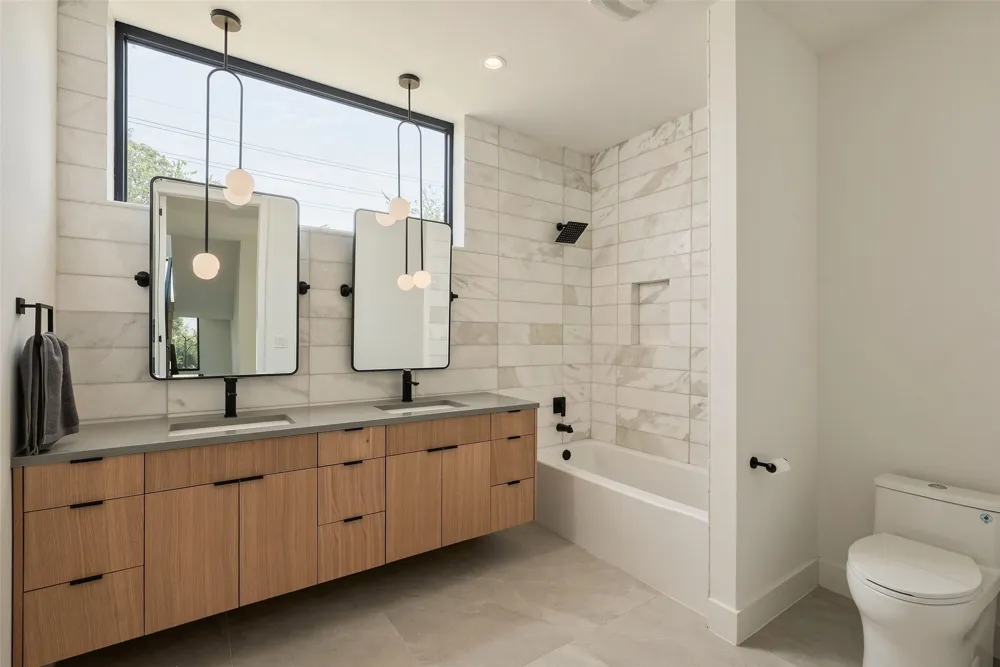 1005 W Johanna Street Austin, TX 78704