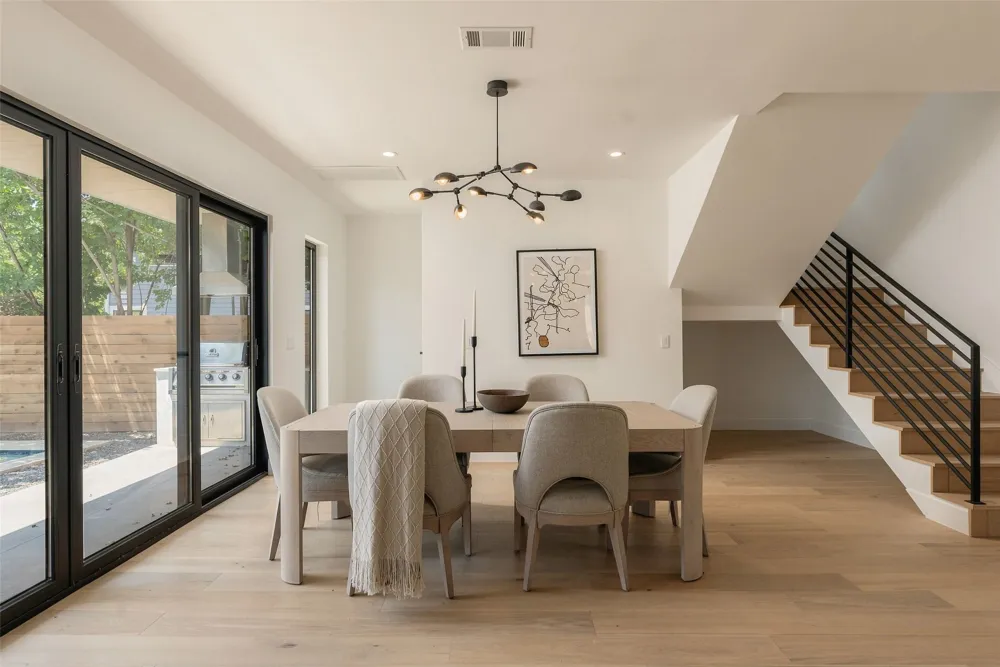 1005 W Johanna Street Austin, TX 78704