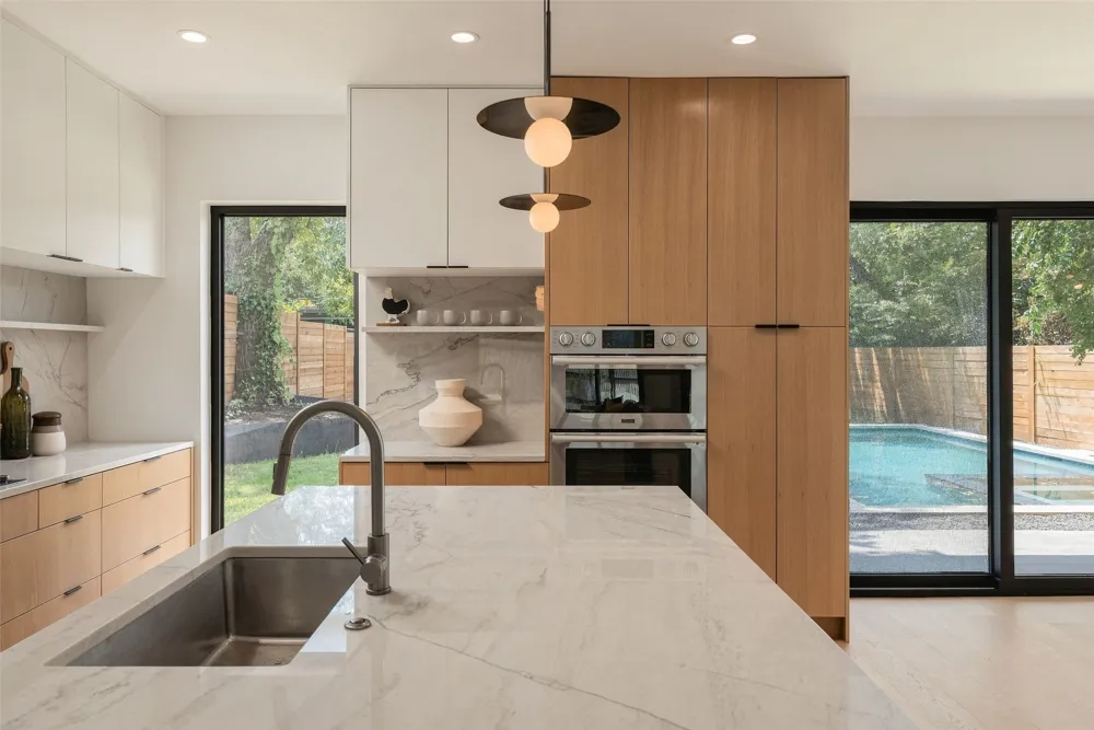 1005 W Johanna Street Austin, TX 78704
