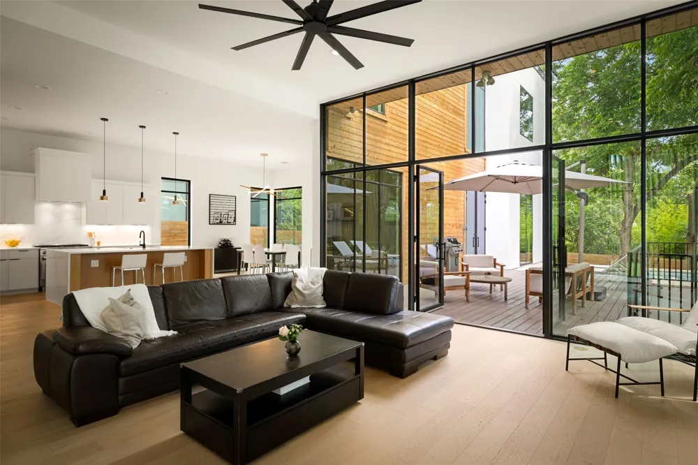 404 Krebs Lane Austin, TX 78704