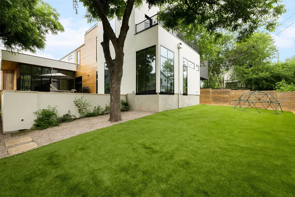 404 Krebs Lane Austin, TX 78704