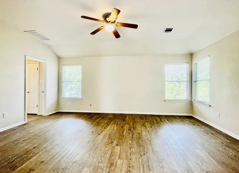 3720 Bratton Heights Drive Austin, TX 78728