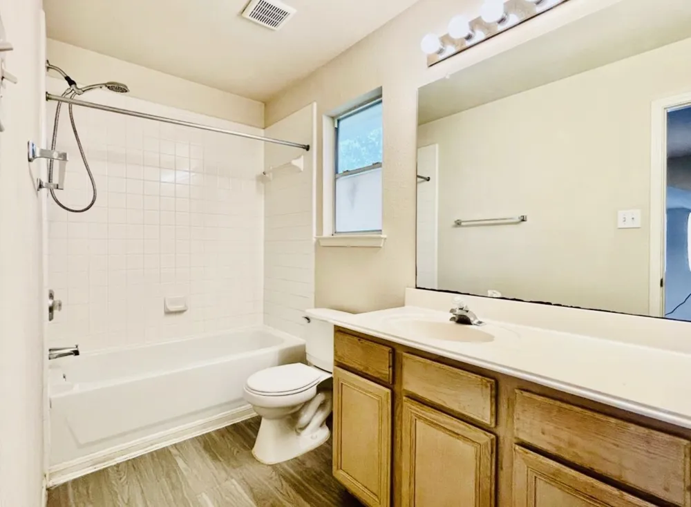 3720 Bratton Heights Drive Austin, TX 78728