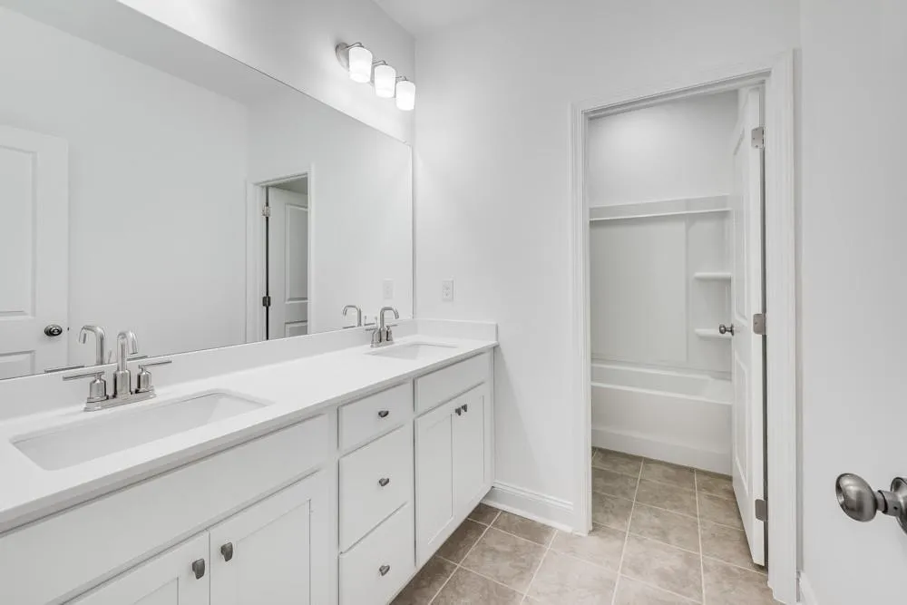 3372 Burkston Place Buford, GA 30519