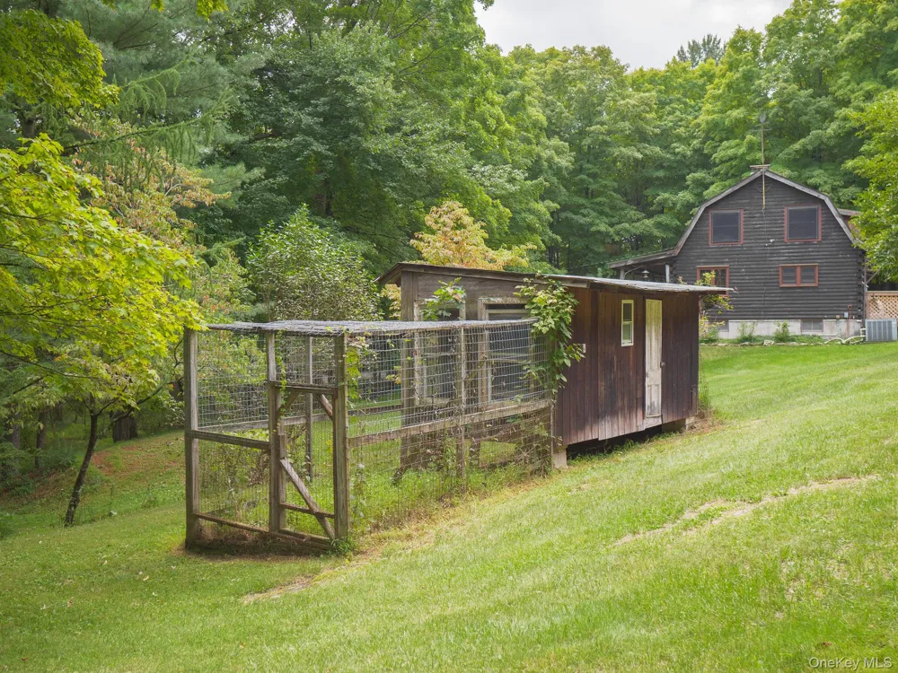 331 Mountain View Road #325 Rhinebeck, NY 12572