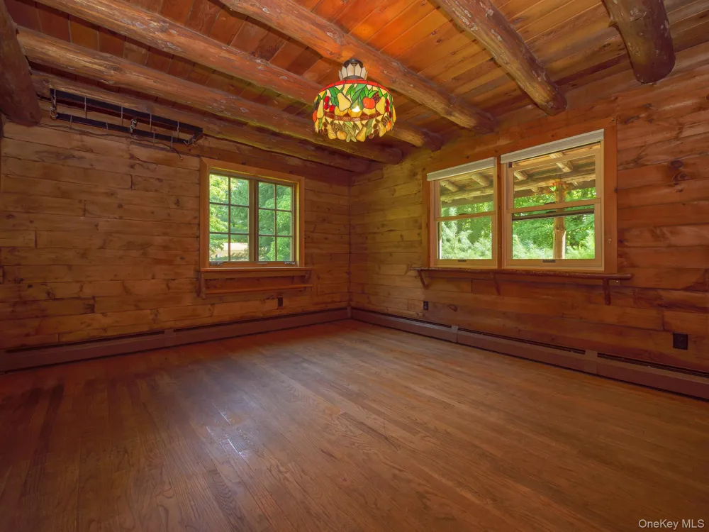 331 Mountain View Road #325 Rhinebeck, NY 12572