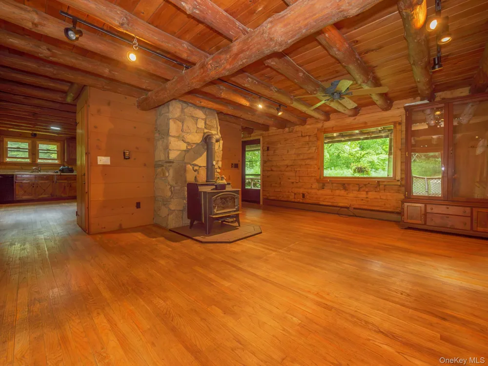 331 Mountain View Road #325 Rhinebeck, NY 12572