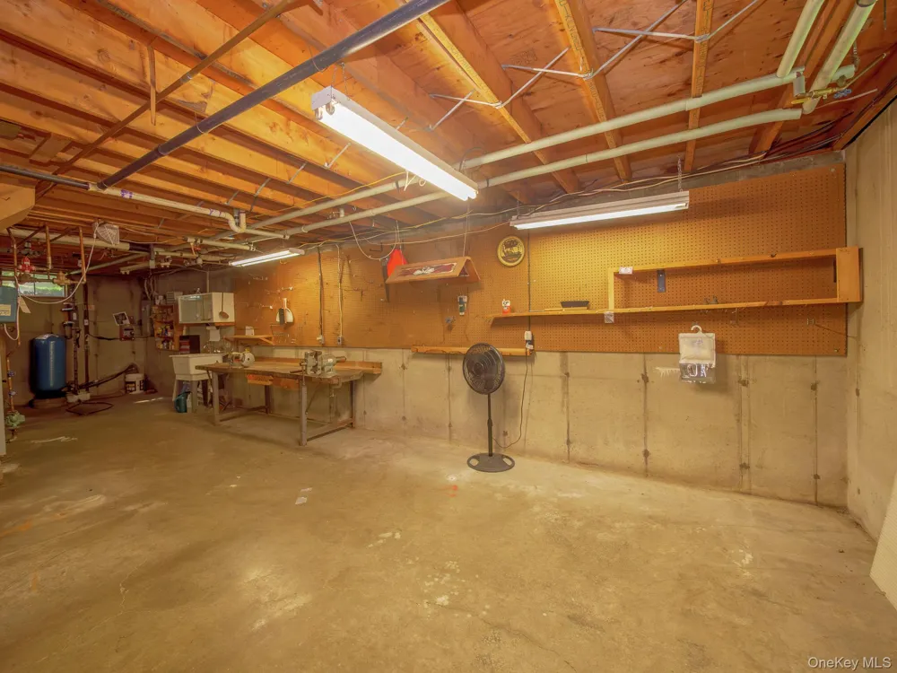 331 Mountain View Road #325 Rhinebeck, NY 12572