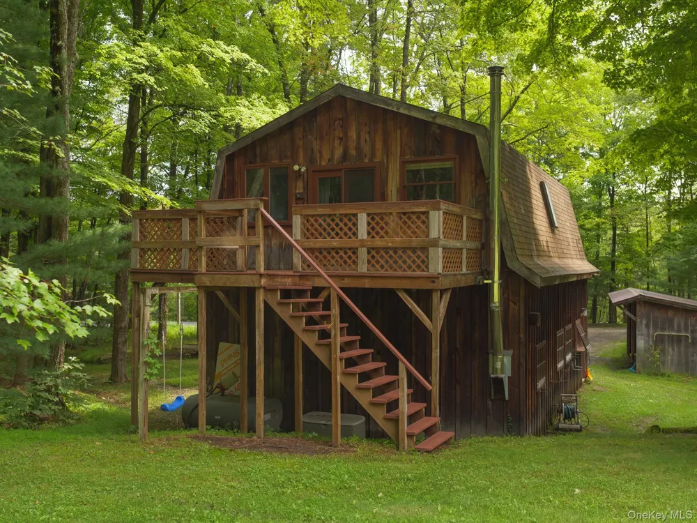 331 Mountain View Road #325 Rhinebeck, NY 12572