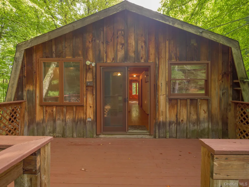 331 Mountain View Road #325 Rhinebeck, NY 12572