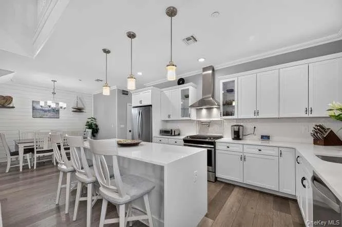 4 Village Drive #4 East Islip, NY 11730