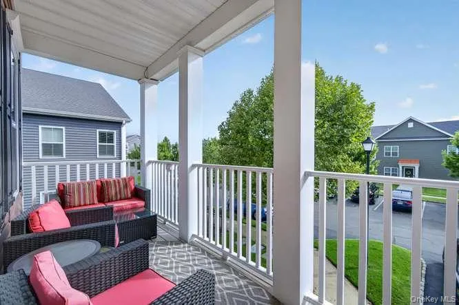 4 Village Drive #4 East Islip, NY 11730