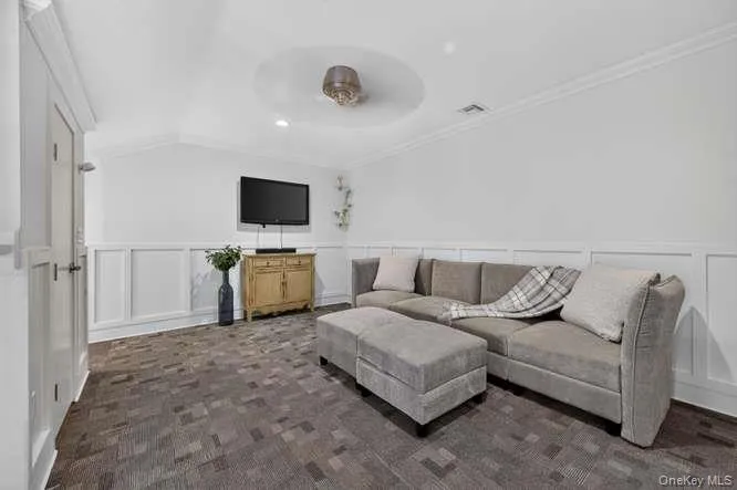 4 Village Drive #4 East Islip, NY 11730