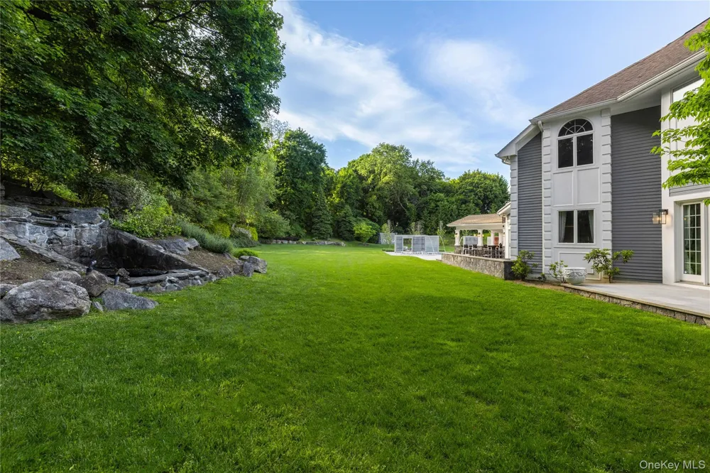 23 Pheasant Drive Rye, NY 10580