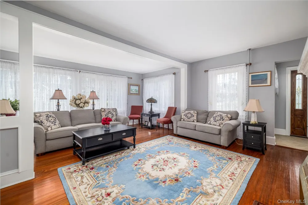 39 Princeton Street Rockville Centre, NY 11570