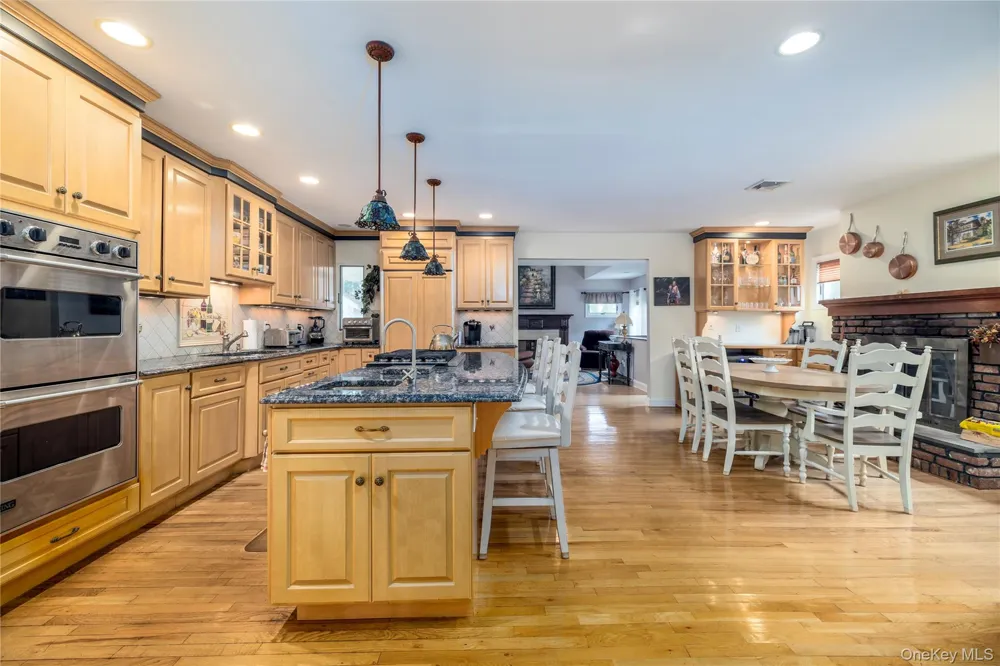 39 Princeton Street Rockville Centre, NY 11570
