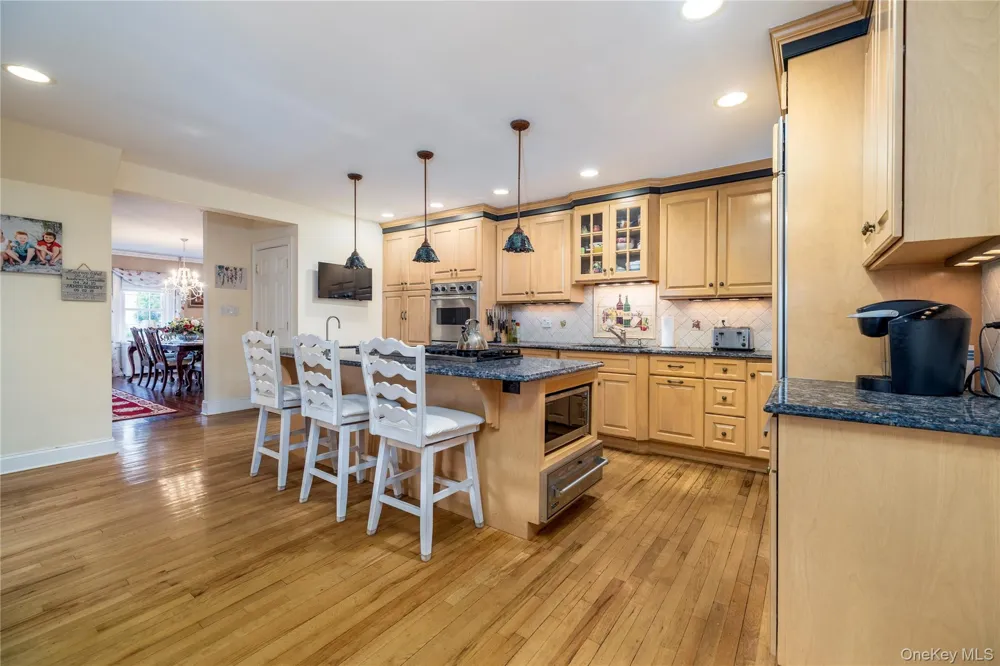 39 Princeton Street Rockville Centre, NY 11570