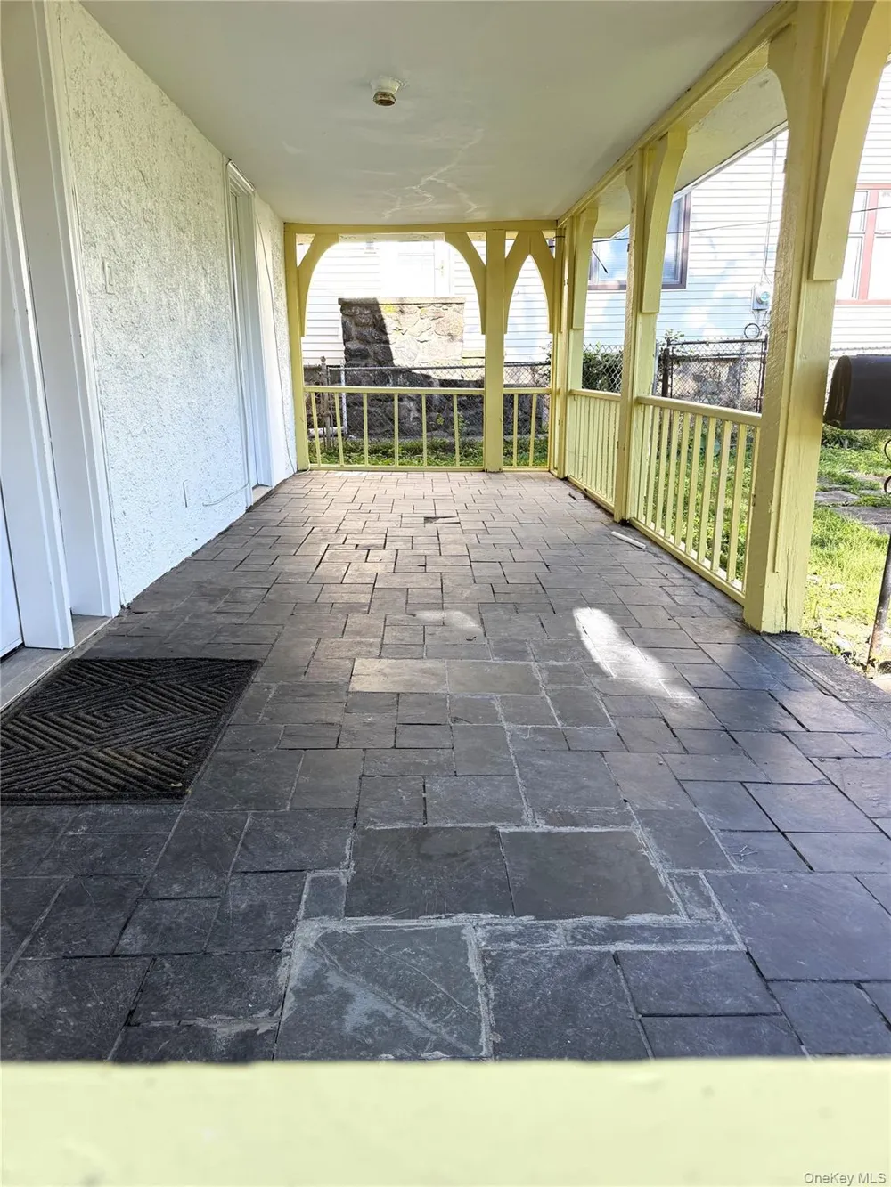 5 Crest Place Elmsford, NY 10523