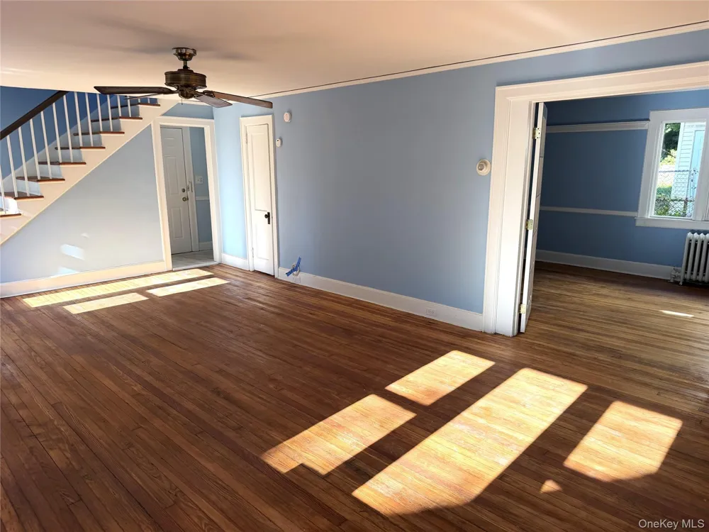 5 Crest Place Elmsford, NY 10523