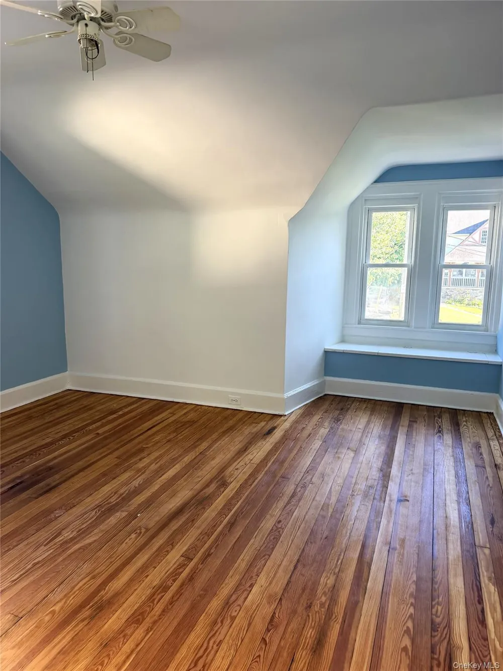 5 Crest Place Elmsford, NY 10523