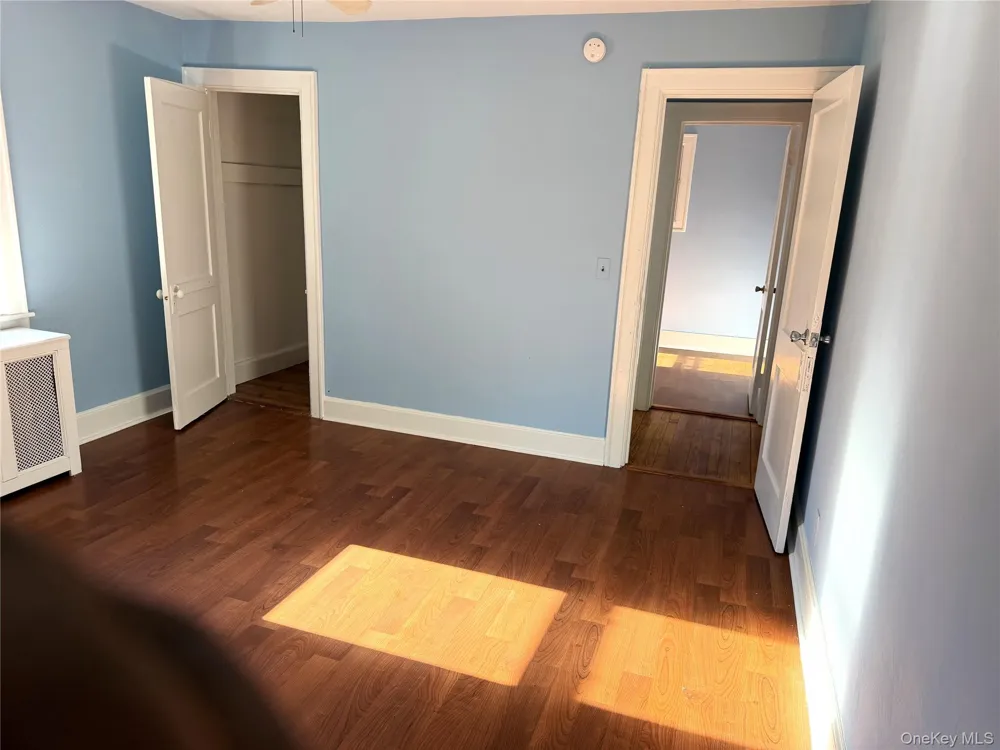 5 Crest Place Elmsford, NY 10523