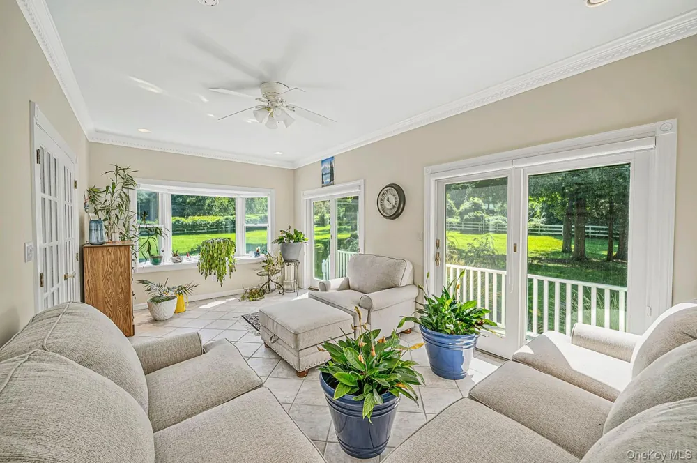 4 Holly Lane Nissequogue, NY 11780