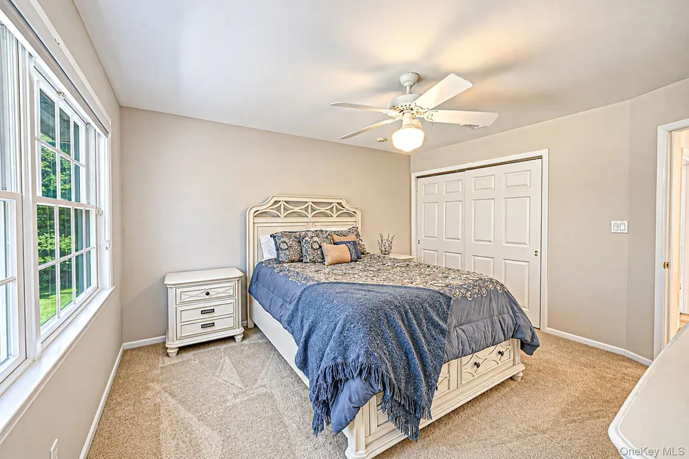 4 Holly Lane Nissequogue, NY 11780